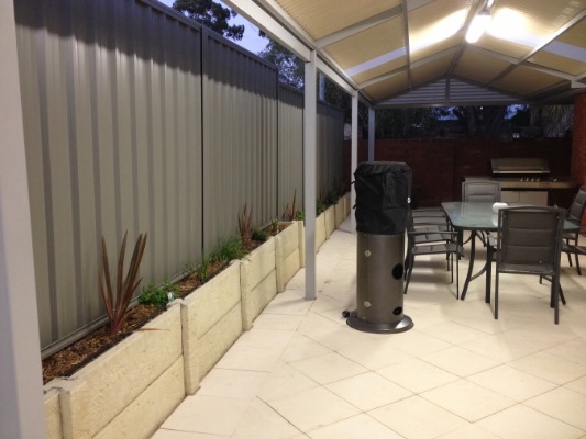 Concrete Retaining Walls
